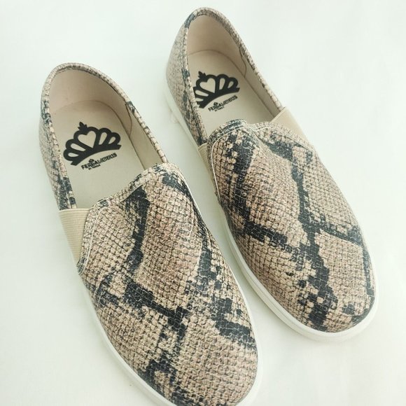 Fergalicious By Fergie Womens Beige Snakeskin Print Round Toe Slip On Shoes Sz 7 - Picture 3 of 11